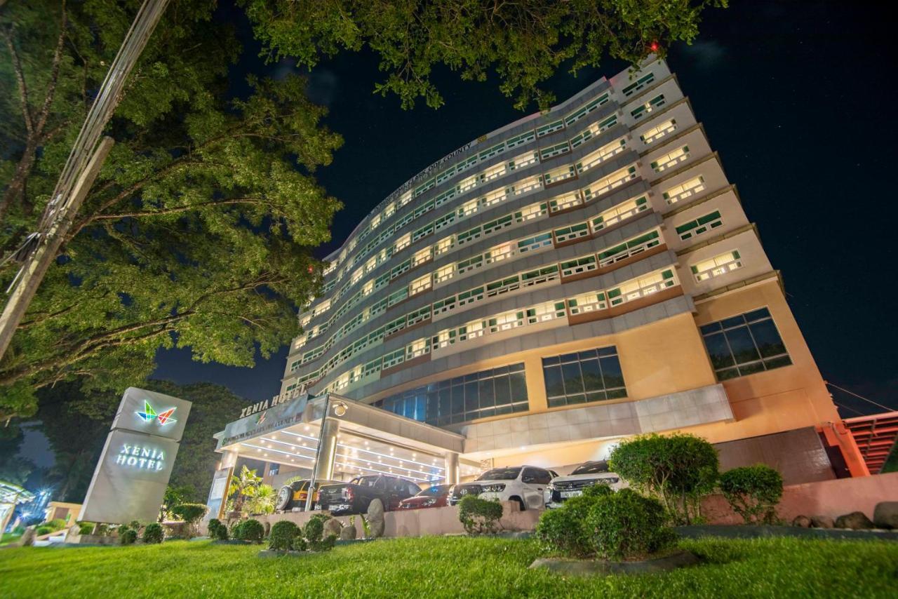Xenia Hotel Clark Clark Field Exteriör bild
